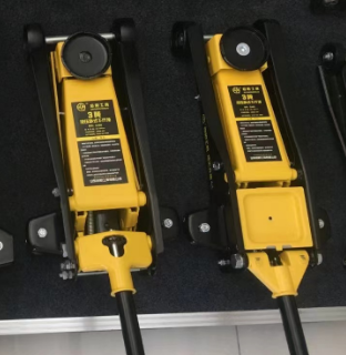 冠航牌臥式千斤頂的使用優勢和使用禁忌